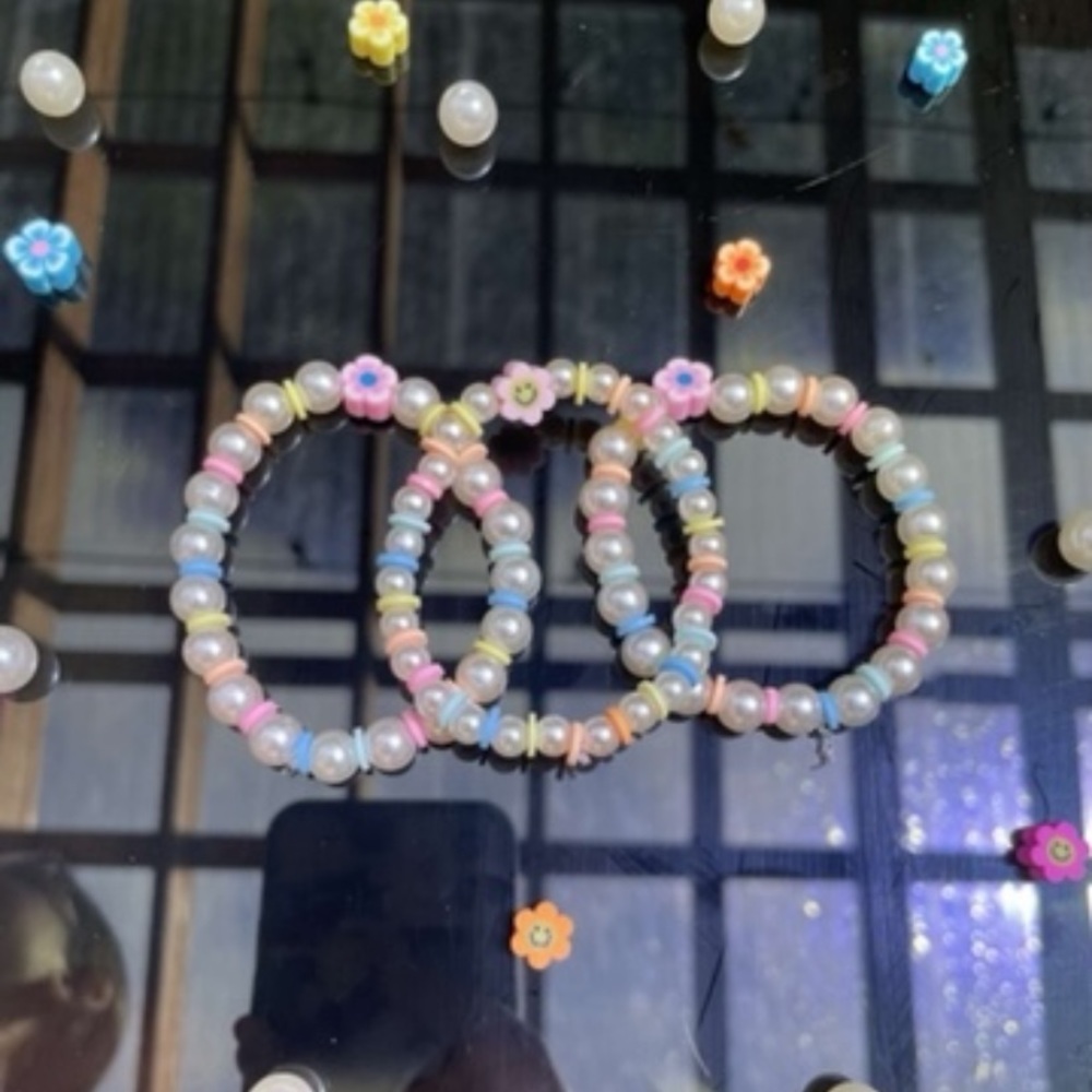 1pcs happy pearl flower bracelet